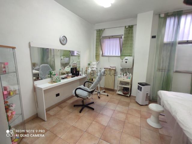 Ufficio in vendita di 138 m²