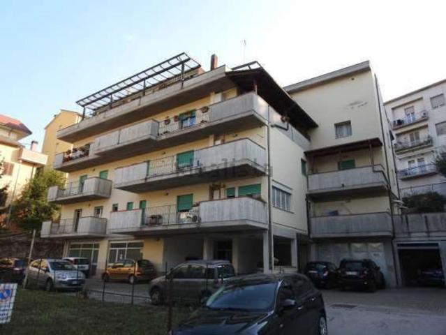 Ufficio in vendita di 139 m² in Via Nicola Dati