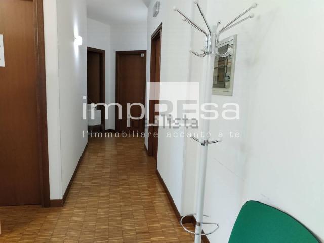Ufficio in vendita di 130 m²