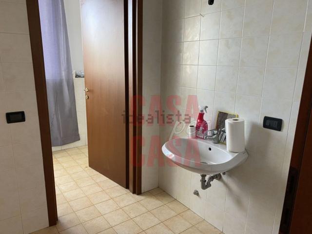 Ufficio in vendita di 130 m² in Via dell&apos Artigianato