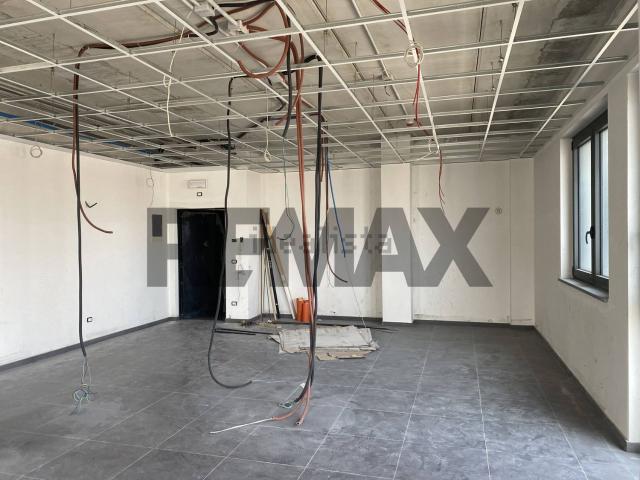 Ufficio in vendita di 130 m² in Via Erasmo Piaggio, 25