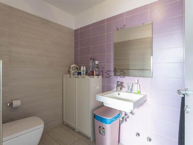 Ufficio in vendita di 131 m² in Via Pietro Giardini, 470