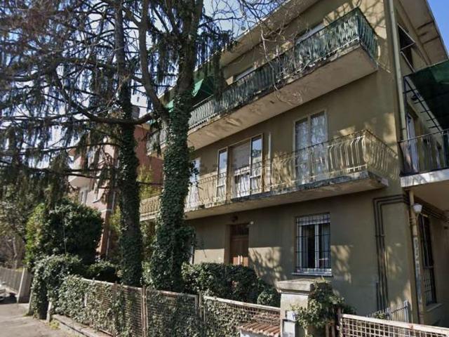 Ufficio in vendita di 133 m² in Via André Marie Ampère