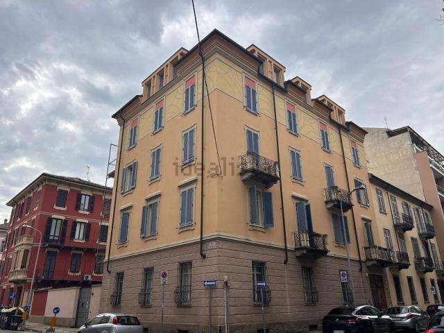 Ufficio in vendita di 147 m² in Via Torino, 15