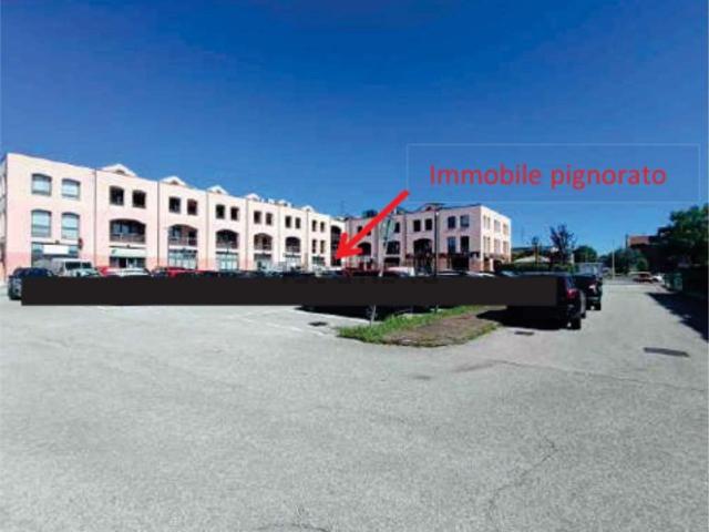 Ufficio in vendita di 142 m² in Via Treviso, 63