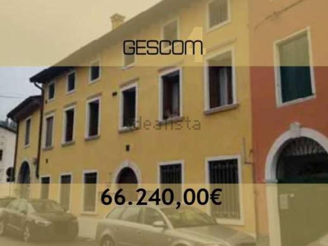 Ufficio in vendita di 143 m² in Via Cisalpina