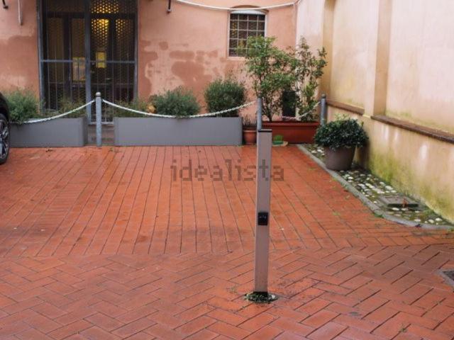 Ufficio in vendita di 143 m² in Viale Umberto I, 54