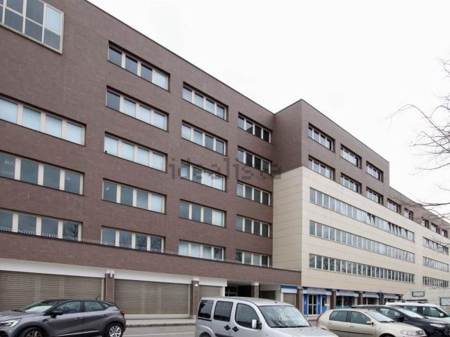 Ufficio in vendita di 156 m²