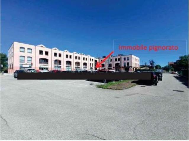 Ufficio in vendita di 157 m² in Via Treviso, 63