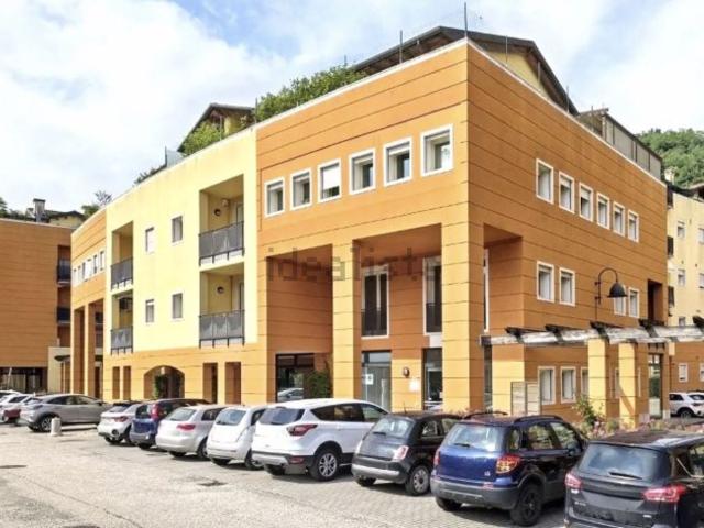 Ufficio in vendita di 159 m² in Piazzale Mariano Rumor