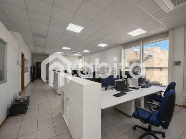 Ufficio in vendita di 150 m² in Strada Provinciale Lungo Arno