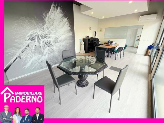 Ufficio in vendita di 150 m² in Via G. Mameli, 32