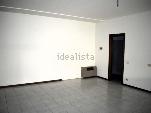 Ufficio in vendita di 150 m² in Via San Giovanni Bosco