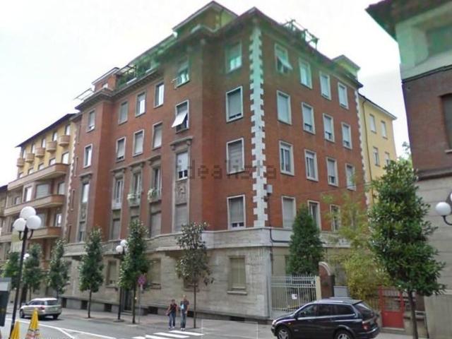 Ufficio in vendita di 151 m² in Corso Dante Alighieri, 82