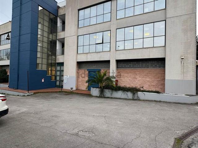 Ufficio in vendita di 160 m²