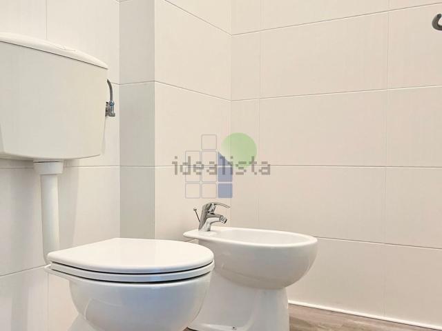 Ufficio in vendita di 160 m² in Via Aurelio Nicolodi, 52