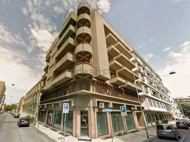 Ufficio in vendita di 160 m² in Via XXVII Luglio, 40