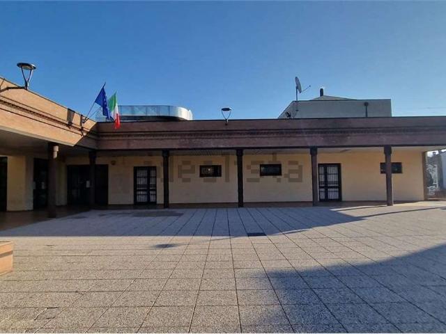 Ufficio in vendita di 175 m² in Piazza Brodolini, 13