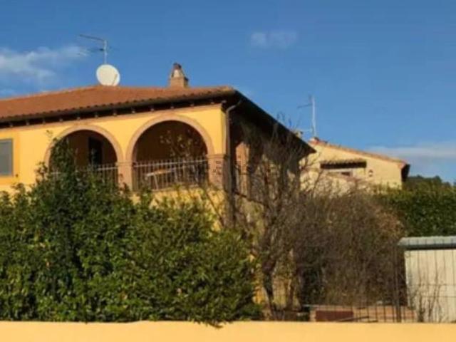 Ufficio in vendita di 1770 m² in Via del Giuoco, 4