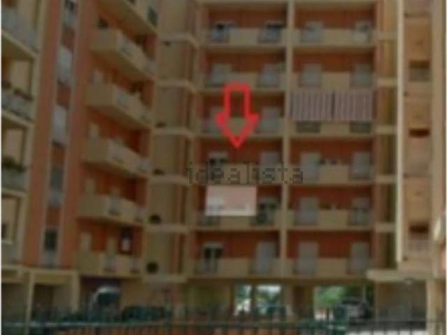 Ufficio in vendita di 177 m² in Via Ciccarello, 22