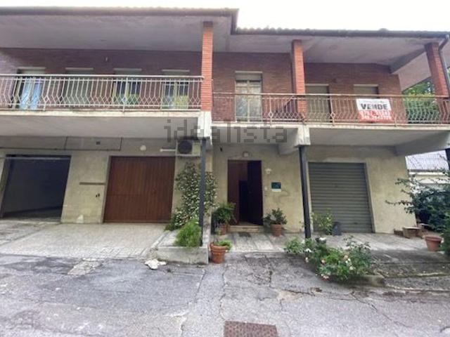 Ufficio in vendita di 170 m² in Via Cardinal Bessarione