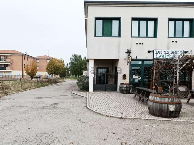 Ufficio in vendita di 170 m² in Via Tevere