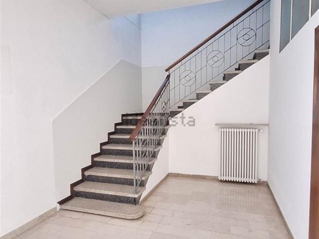 Ufficio in vendita di 170 m² in Via Treviso, 12
