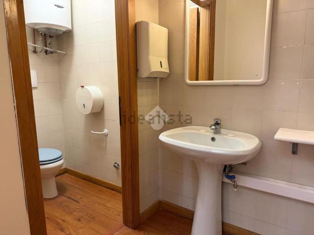Ufficio in vendita di 172 m² in Corso Vittorio Emanuele II, 56