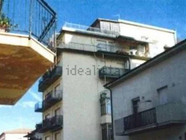 Ufficio in vendita di 173 m² in Via Trieste, 5