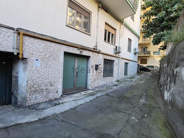 Ufficio in vendita di 185 m² in Via Gaetano Sanfilippo, 17
