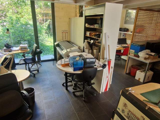 Ufficio in vendita di 180 m²