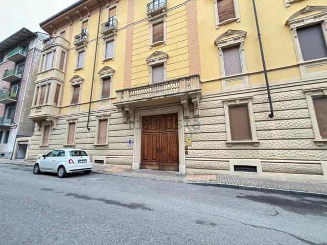 Ufficio in vendita di 180 m² in Via Alessandro Savio, 1