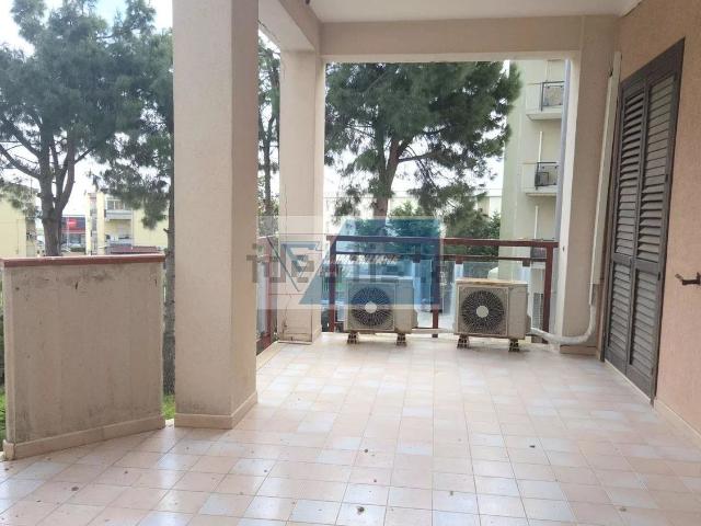 Ufficio in vendita di 180 m² in Via Luigi de Caprio, 49