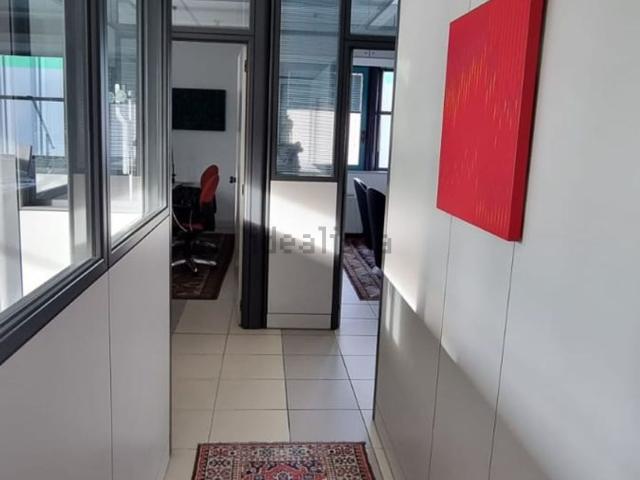 Ufficio in vendita di 182 m² in Via Tricesimo, 44