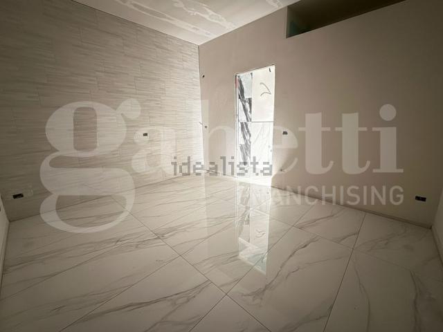 Ufficio in vendita di 18 m² in Piazza Repubblica, 2