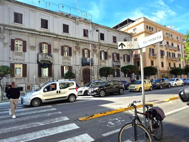 Ufficio in vendita di 195 m² in Via T. Cannizzaro, 155