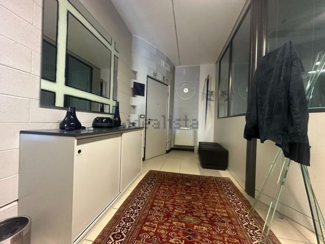 Ufficio in vendita di 204 m²