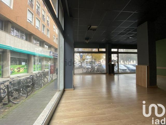 Ufficio in vendita di 204 m² in Piazzale Primo Maggio