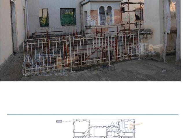 Ufficio in vendita di 2065 m² in Viale Regina Margherita, 12