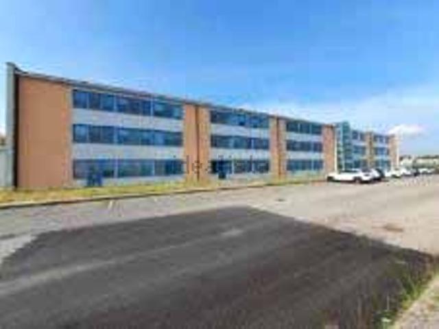 Ufficio in vendita di 206 m² in Via Spagna