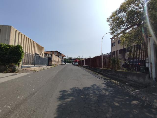 Ufficio in vendita di 200 m² in Contrada Ciappe Bianche, 3
