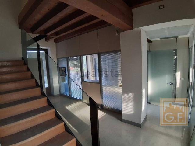 Ufficio in vendita di 200 m² in Vicolo delle Risorgive, 22