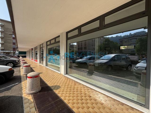 Ufficio in vendita di 218 m² in Contrada Cengiati di Valdagno