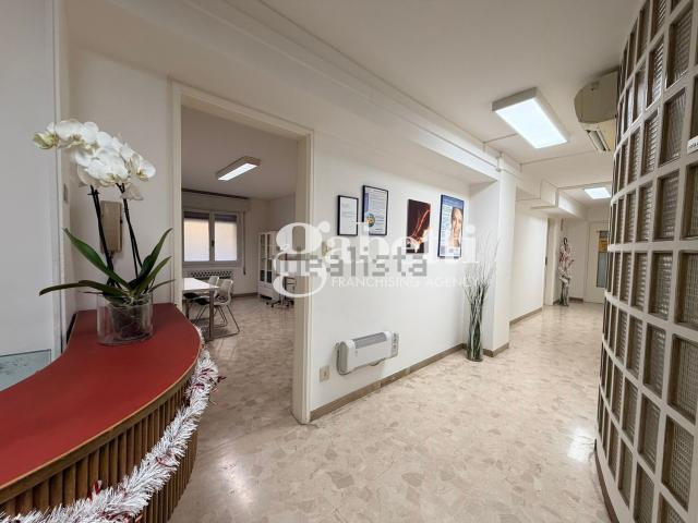 Ufficio in vendita di 21 m² in Vicolo Sant&apos Arcangelo