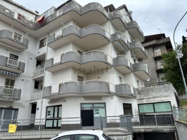 Ufficio in vendita di 226 m² in Via Argentieri