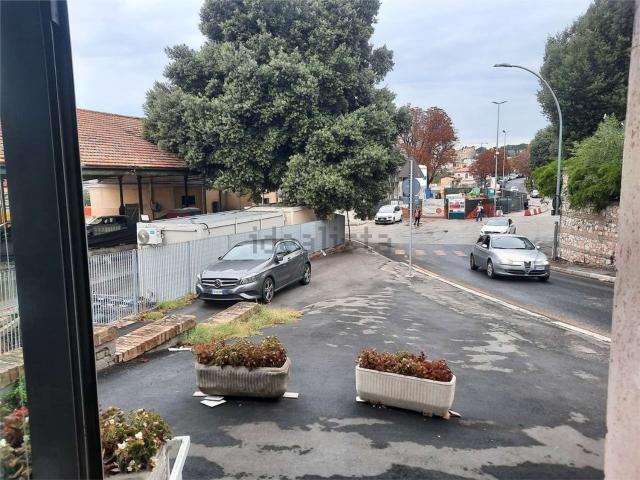 Ufficio in vendita di 220 m²