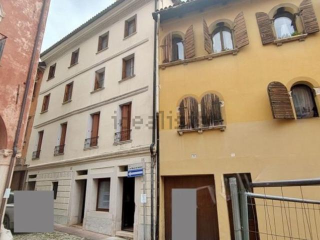 Ufficio in vendita di 24 m² in Via Santa Croce, 19