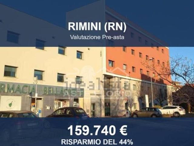 Ufficio in vendita di 255 m² in Viale Luigi Settembrini