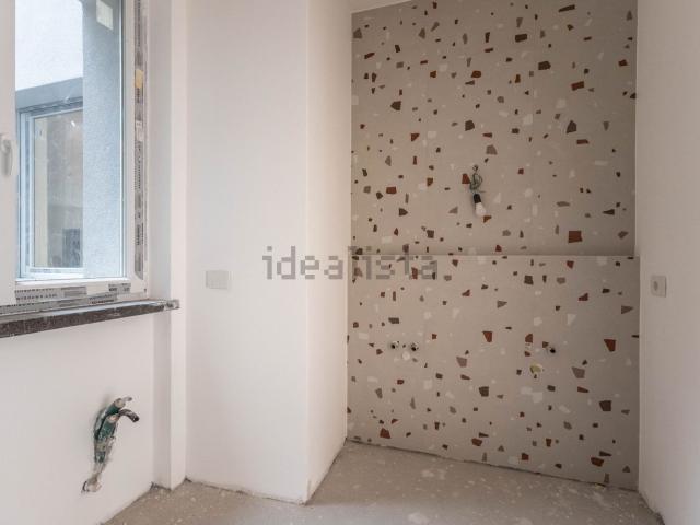 Ufficio in vendita di 260 m² in Corso Liberazione, 85