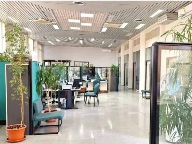 Ufficio in vendita di 274 m² in Via delle Miniere, 37